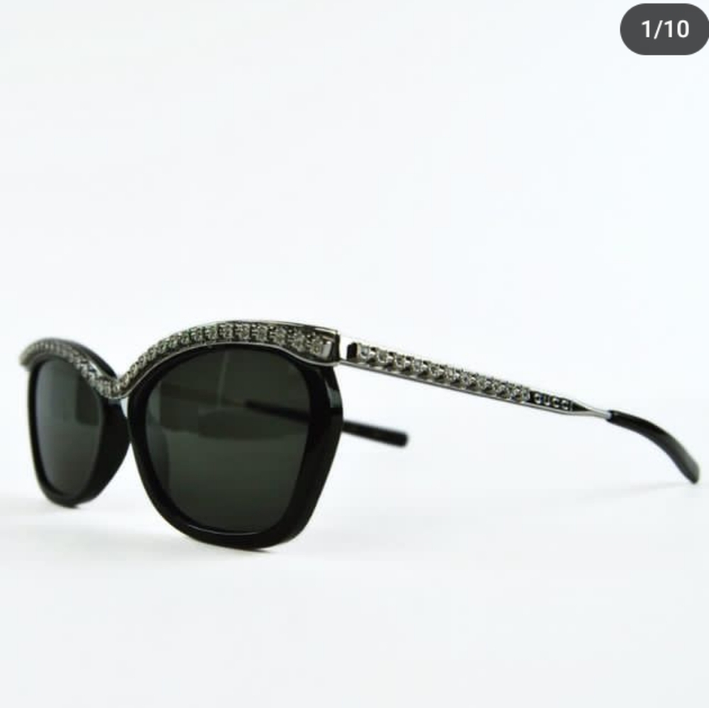 Gucci Cat Eye Crystals Studs Sunglasses - Picture 4 of 8